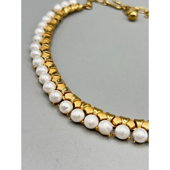 Vintage Trifari Gold Tone & Faux Pearl White Beaded Necklace Bridal Jewelry - Picture 3 of 7